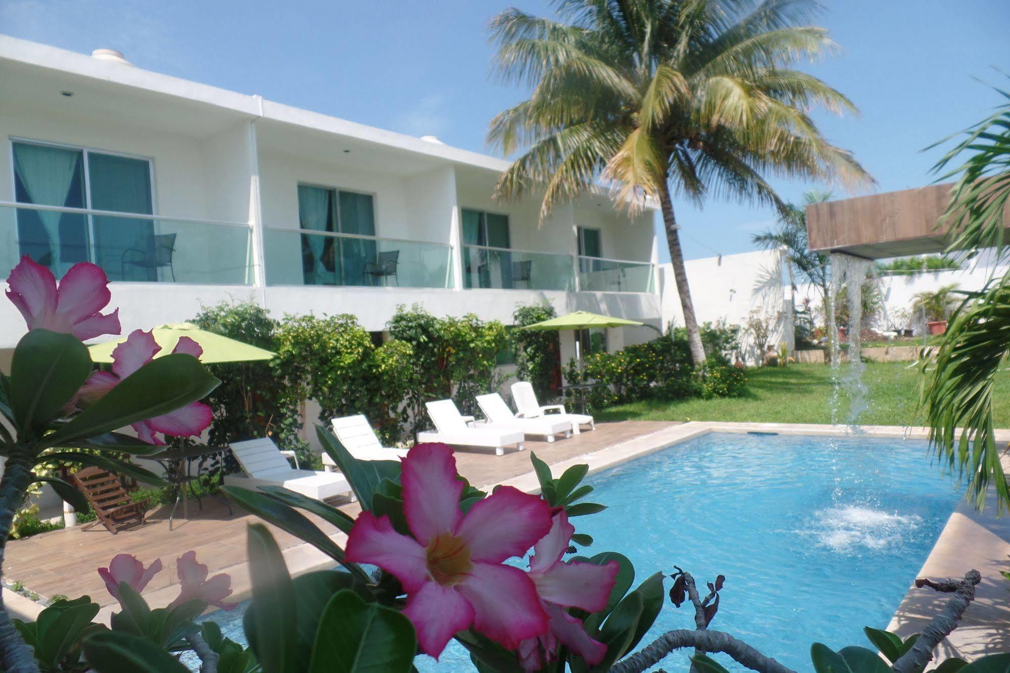 Hotel Villa Escondida Campeche Extérieur photo