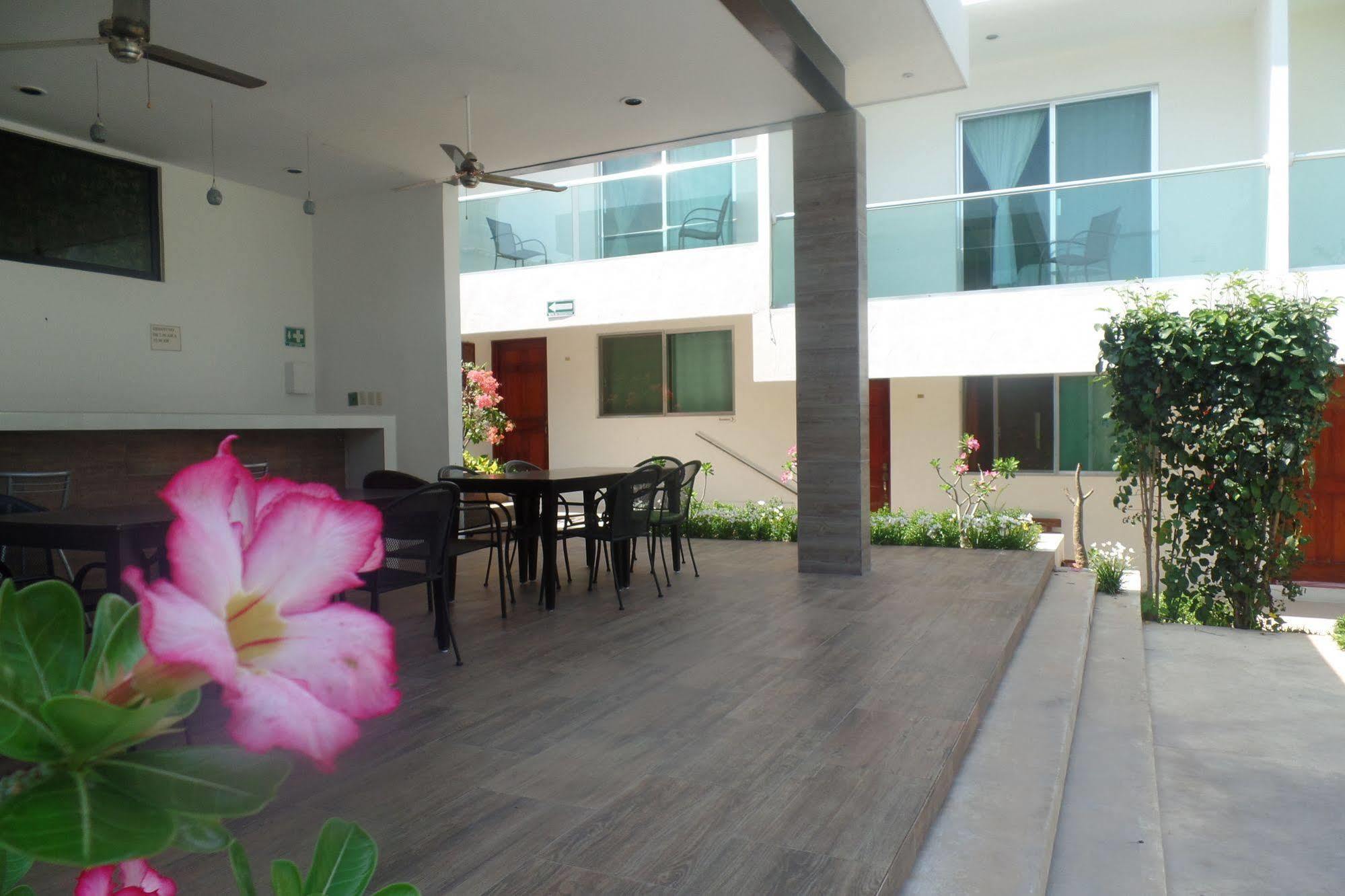 Hotel Villa Escondida Campeche Extérieur photo